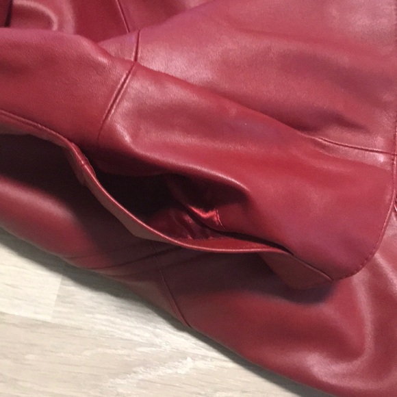 Leather jacket - Picture 8 of 8